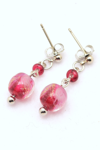 ピアス